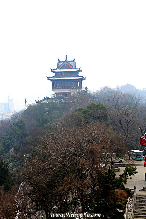 武汉 · 758